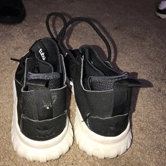 adidas tubular - Picture 4 of 6